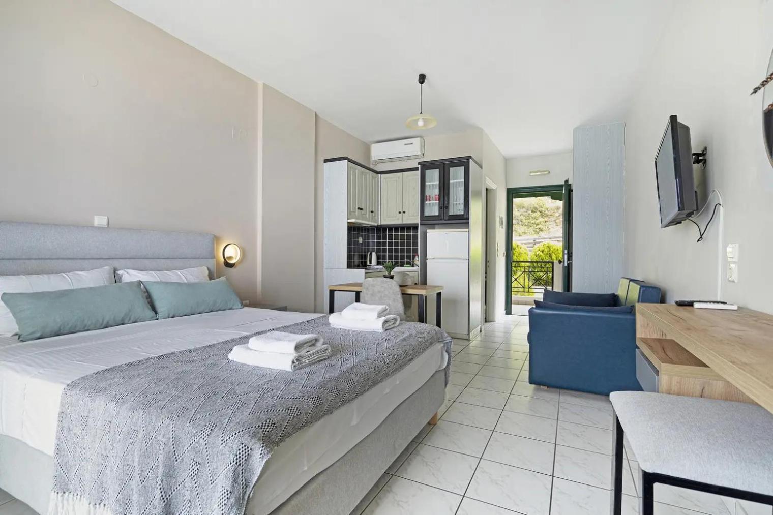 Sunset Premium 6 * Agios Nikitas